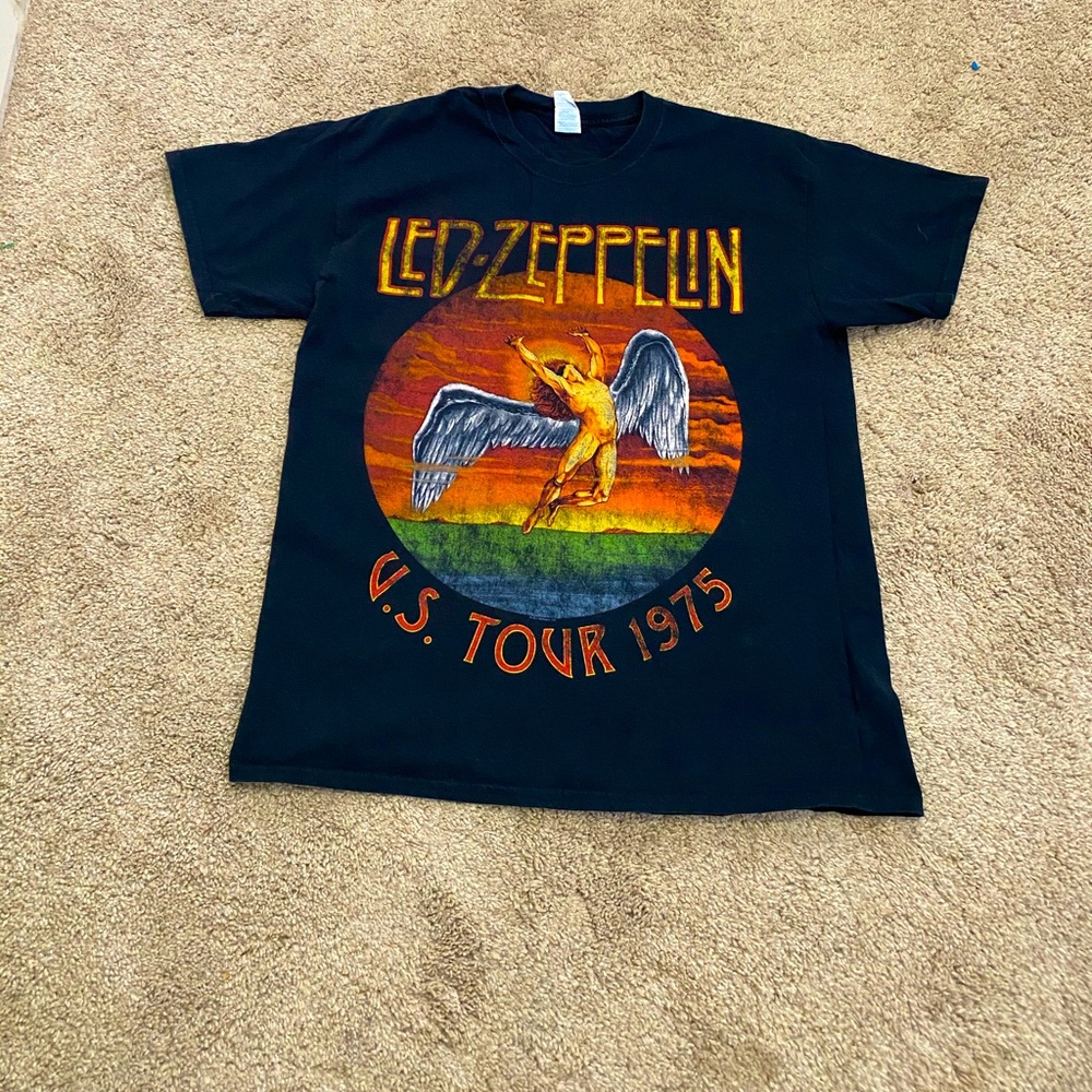 Awesome Led Zeppelin tour 1975 black tshirt